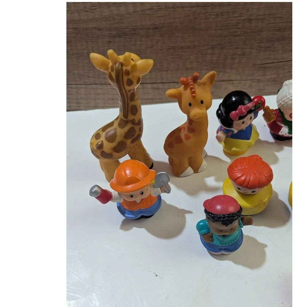 Fisher Price Little‎ People Toy Lot Giraffes Snow White Bride Figures 14pc